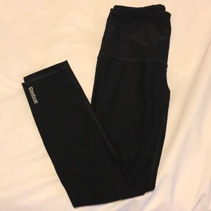 Reebok XS crop Leggings